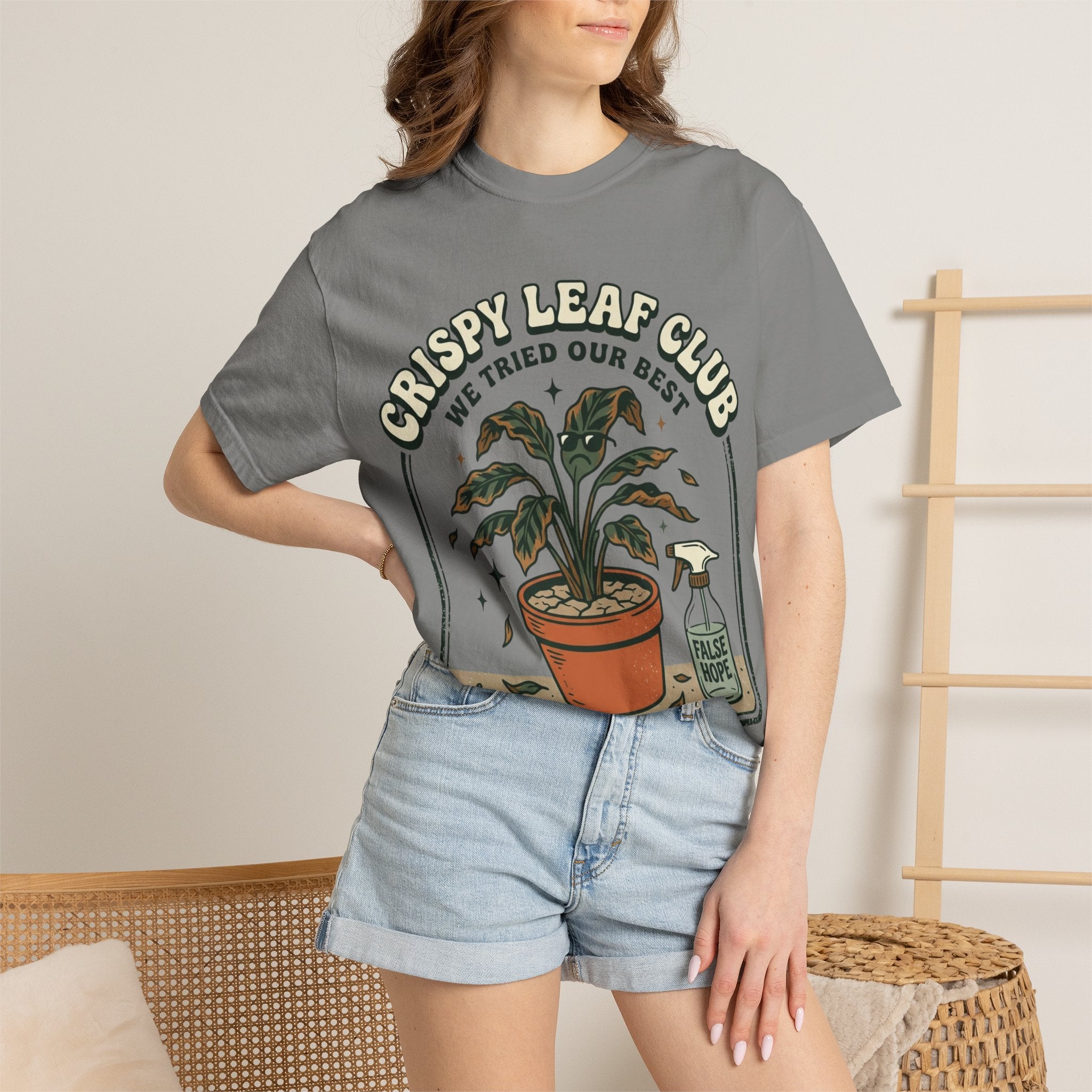 Crispy Leaf Club  T-shirt